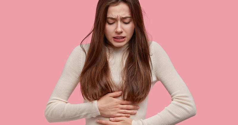 Thérapie manuelle pour les douleurs menstruelles : soulagez-vous naturellement